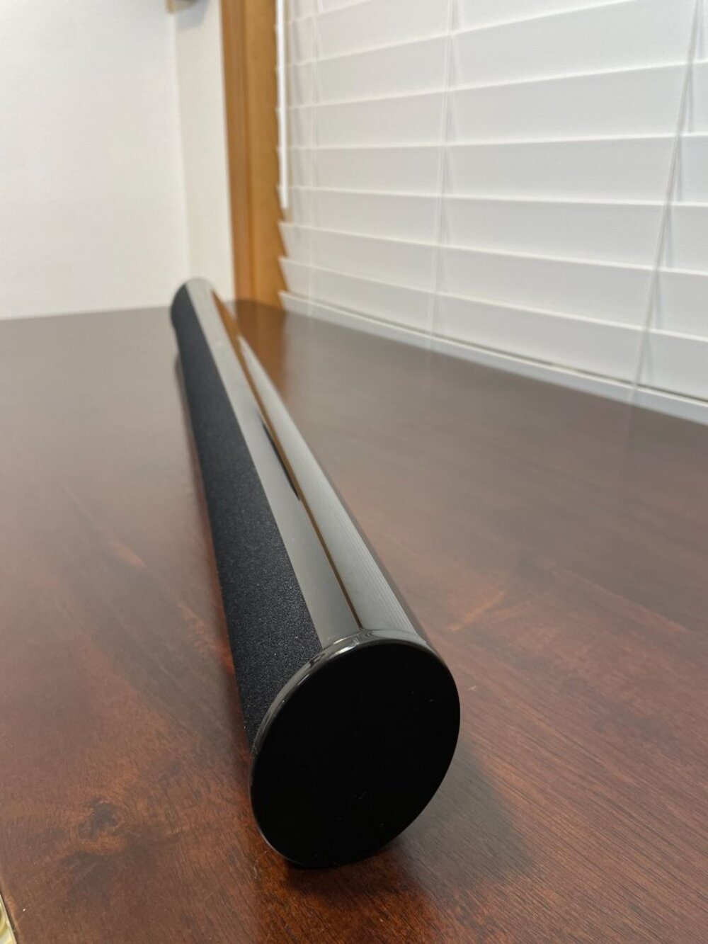 KEF HTF7003 Passive Soundbar 3.0 Channel High Gloss Black with Wall Mount - Picture 6 of 9